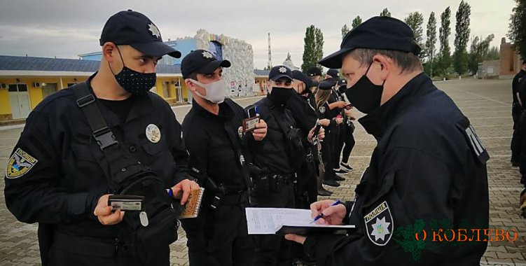 Под охраной 24/7: в Коблево патрулируют полицейские