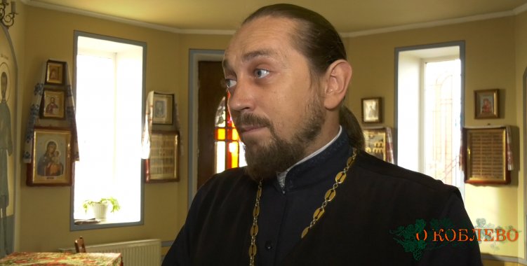 Протоиерей Михаил, настоятель Свято-Николаевского храма.