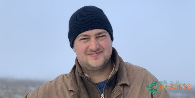 Андрей Омельчук, электрик.