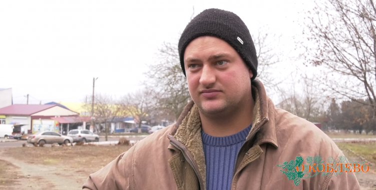 Андрей Омельчук, электрик.