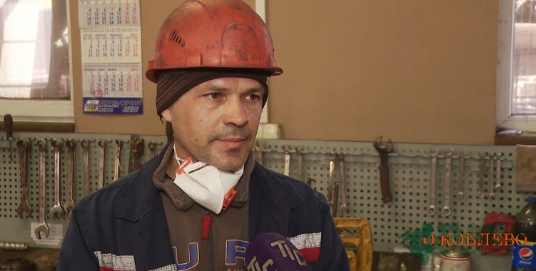Игорь Школин, слесарь шестого разряда.