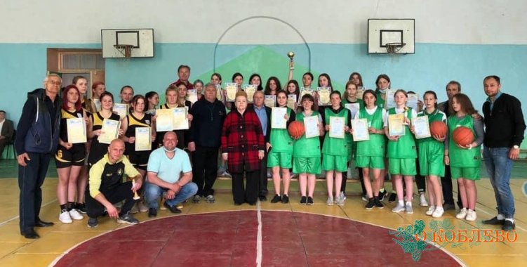 Команда Украинского УОСО заняла второе место на турнире по баскетболу (фото)