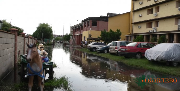 Непогода в Коблево: курорт все еще подтоплен дождями (фото)