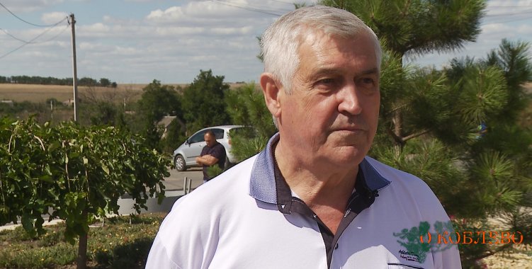 Валерий Стоилаки, Визирский сельский голова.