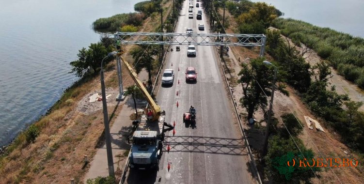 Ремонт трассы М-14: на Варваровском мосту монтирую систему «взвешивания в движении» (фото)