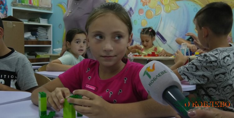 Ева, воспитанница секции «Лего для начинающих».