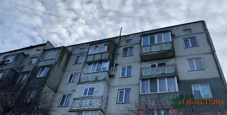 Депутат Коблевского сельсовета профинансировал ремонт крыши в жилом доме в Коблево (фото)
