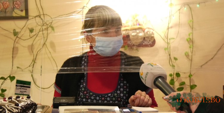 Елена, официант кафе «Бабушкина кухня», с. Коблево.