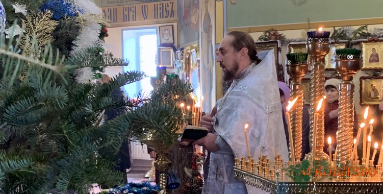 протоиерей Михаил, настоятель Свято-Николаевского храма.