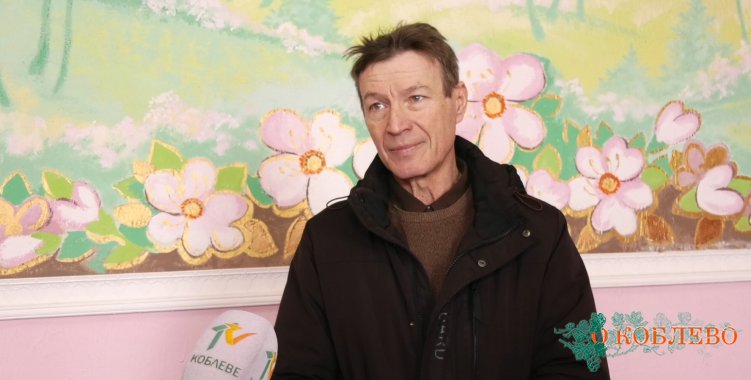 Виталий Полищук, вокалист Новофедоровского СДК.