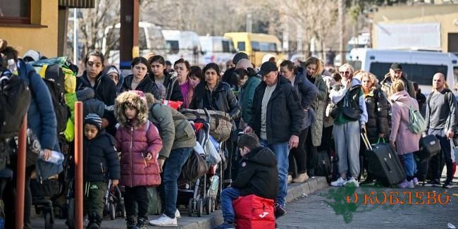 Выплаты для переселенцев в Украине начнут сокращать со следующего месяца