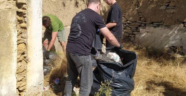 До Всесвітнього дня прибирання на березі Тилігульського лиману провели толоку (фото)
